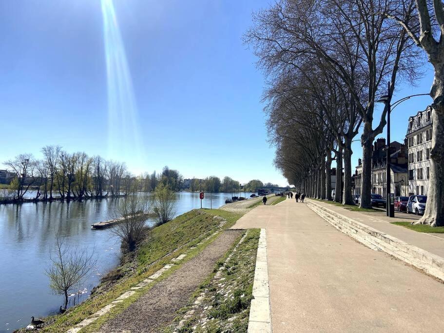 Studio Coeur De Ville Proche Bords De Loire 奥尔良 外观 照片